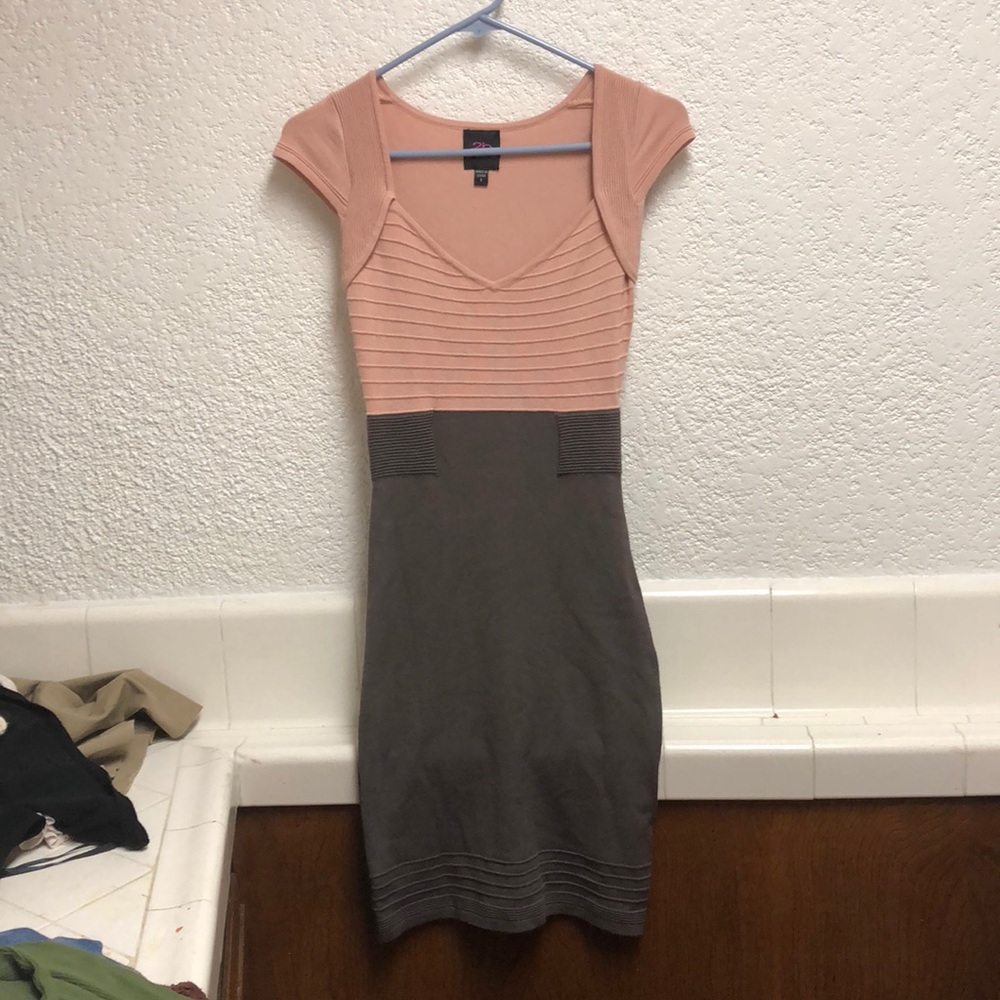 Bebe 2b form fitting dress